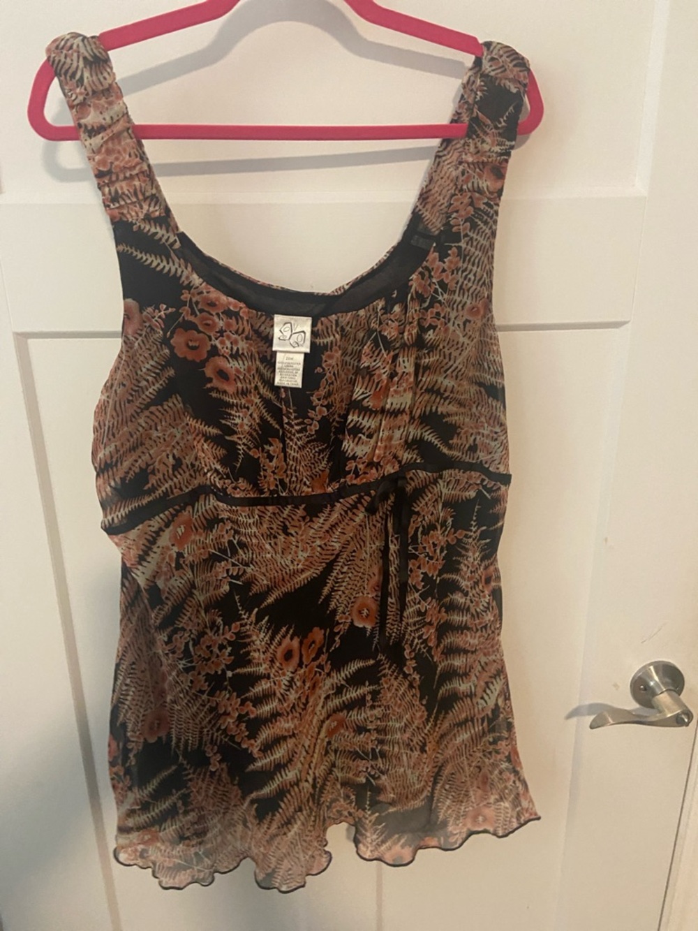 Unknown Brand Black Floral Print Sleeveless Top